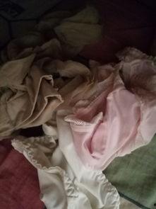 喜欢穿姐姐的内裤和丝袜,揭秘对姐姐内裤的特别喜好