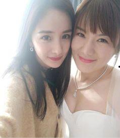 2017夫妻自拍AV,2017年度夫妻自拍AV精选回顾