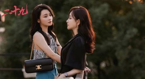 制服丝袜了快播电影,制服下的激情演绎